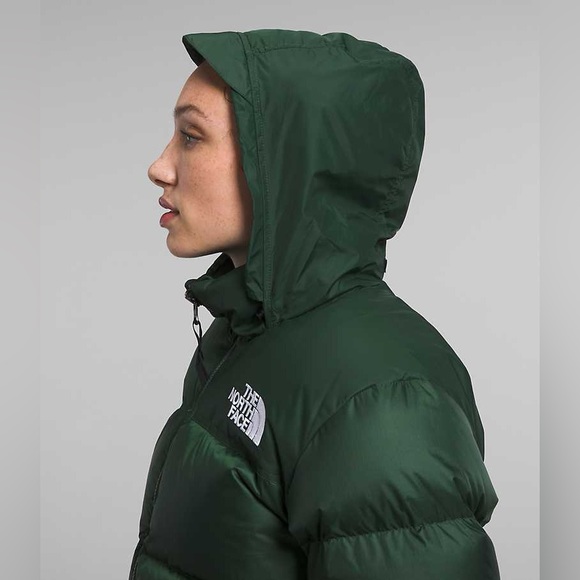 The North Face Women’s 1996 Retro Nuptse Jacket - Pine Needle Green - Picture 4 of 16